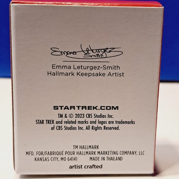 STAR TREK 2023 Miniature-CAPTAIN KIRK,THE U.S.S ENTERPRISE-Hallmark Ornament - Picture 3 of 7